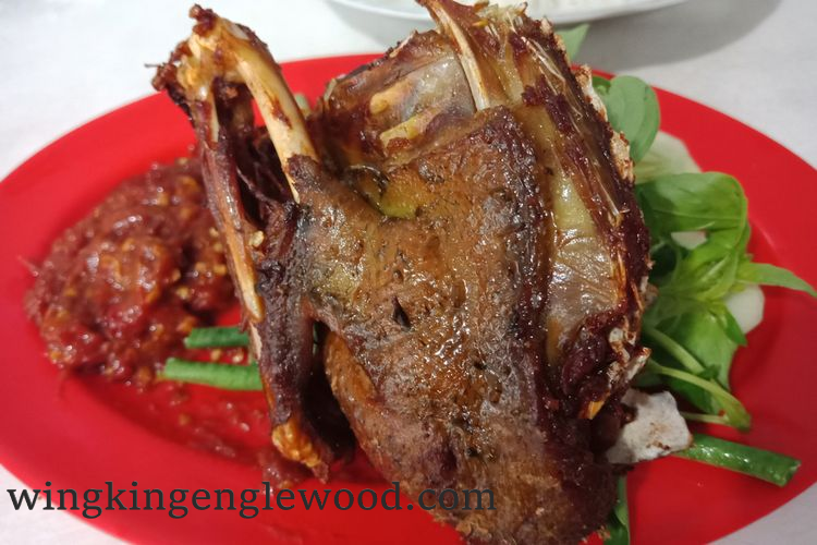 Bebek Goreng Purnama Kuliner Populer Indonesia